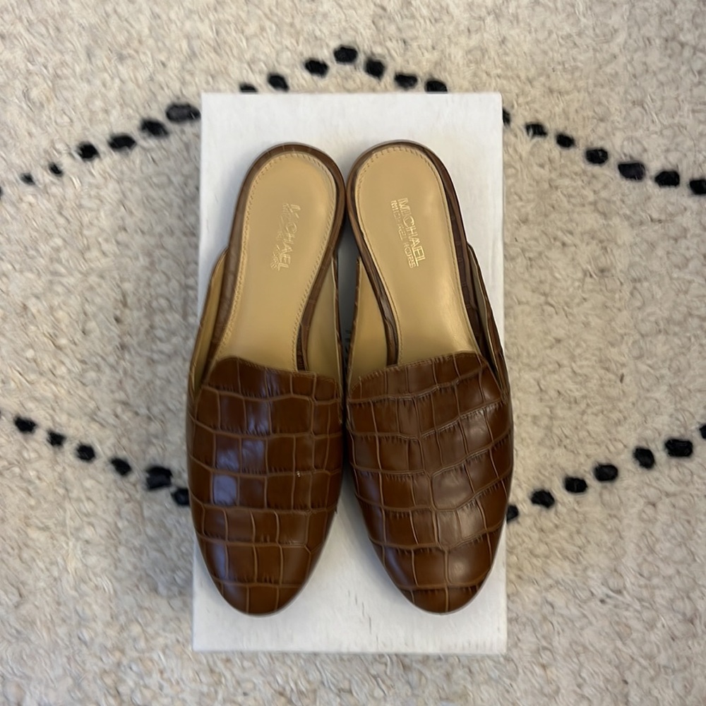 Michael Kors Medium Brown Mules Size 6